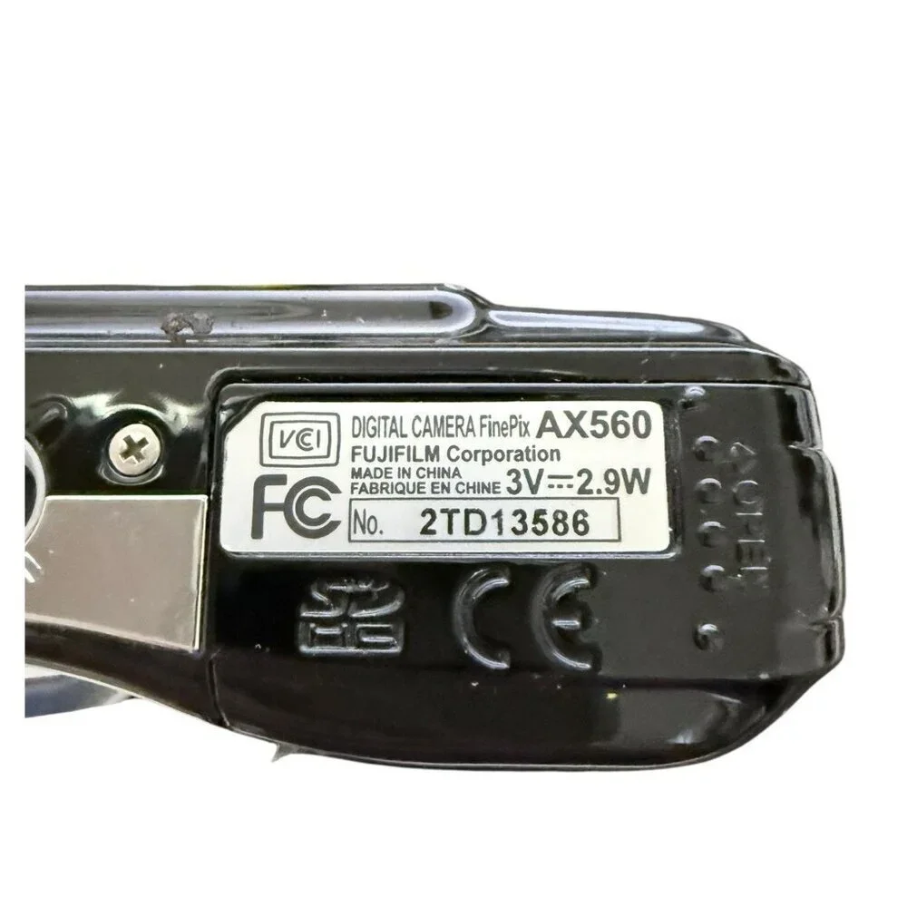 FUJIFILM FinePix AX560 Digital Camera 16 MP 5x Zoom HD Movie Black Scan Disk